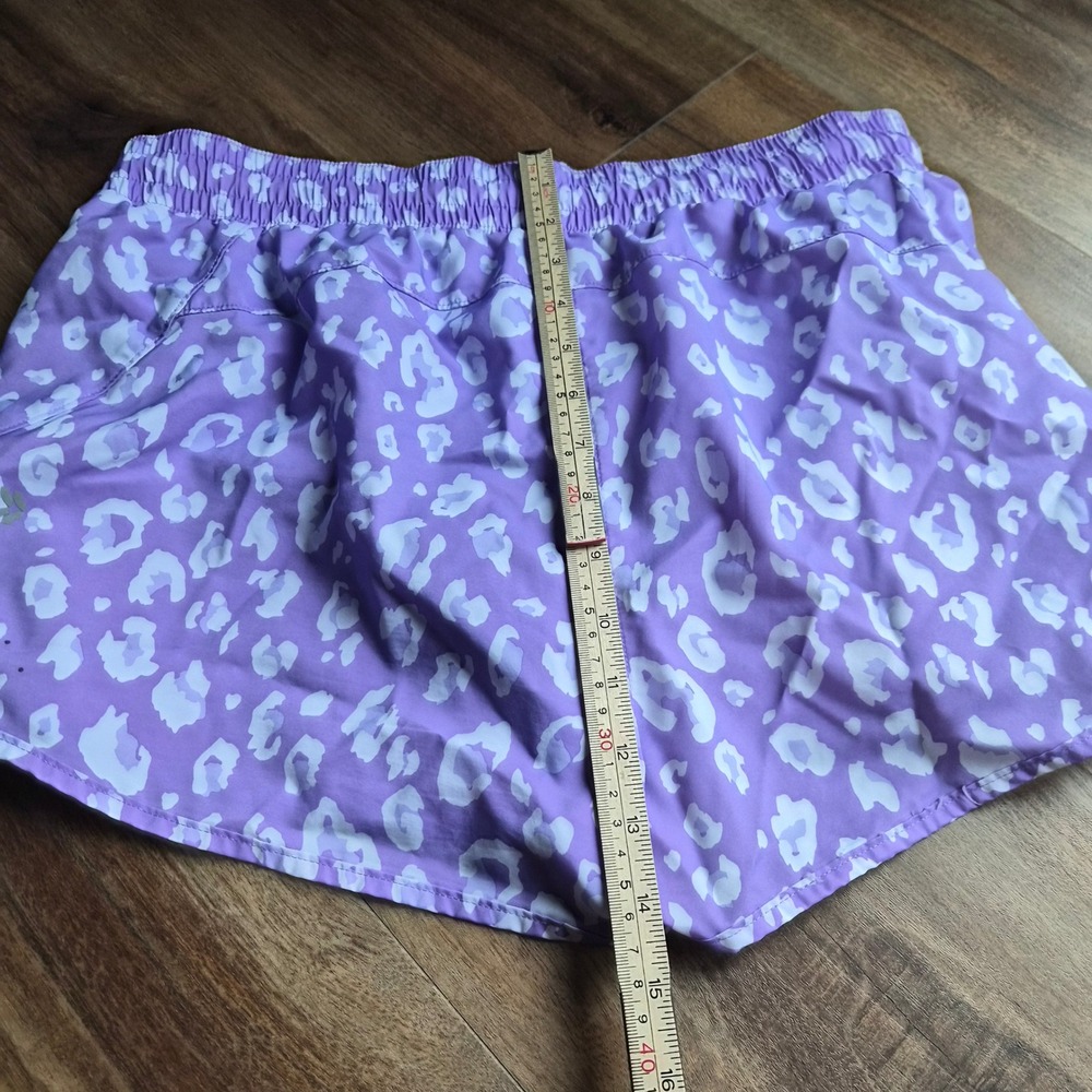 All In Motion Womens Purple Leopard Print Running Shorts Size Medium Activewear - Picture 8 of 9